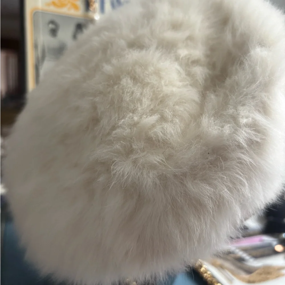 YSL fabulous vintage Fur Hat with Bow Accessories - Picture 4 of 16